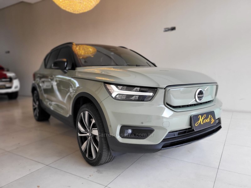 XC 40  - 2022 - CANELA