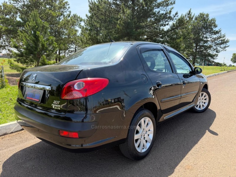 207 1.6 XS PASSION 16V FLEX 4P AUTOMÁTICO - 2011 - VACARIA