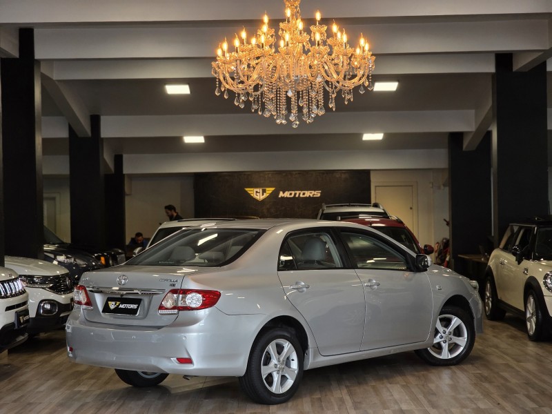 COROLLA 2.0 XEI 16V FLEX 4P AUTOMÁTICO - 2012 - CAXIAS DO SUL