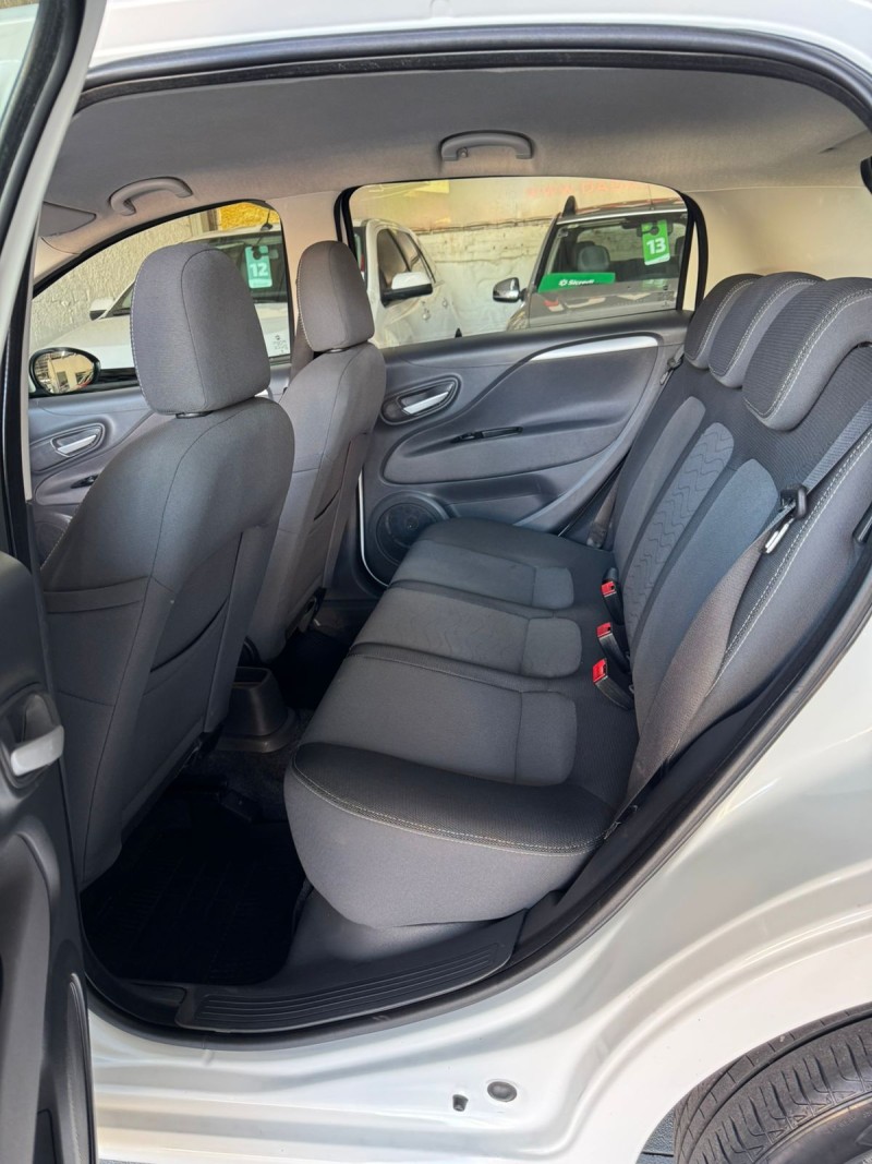 PUNTO 1.4 ATTRACTIVE ITALIA 8V FLEX 4P MANUAL - 2016 - CAXIAS DO SUL