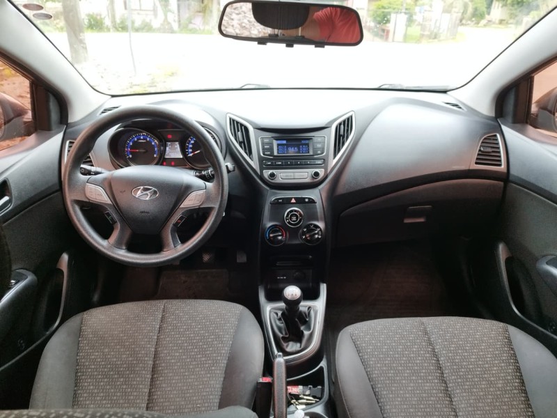 HB20 1.0 COMFORT 12V FLEX 4P MANUAL - 2017 - FARROUPILHA
