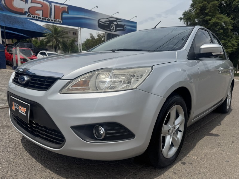 focus 2.0 16v flex 4p automatico 2010 dois irmaos