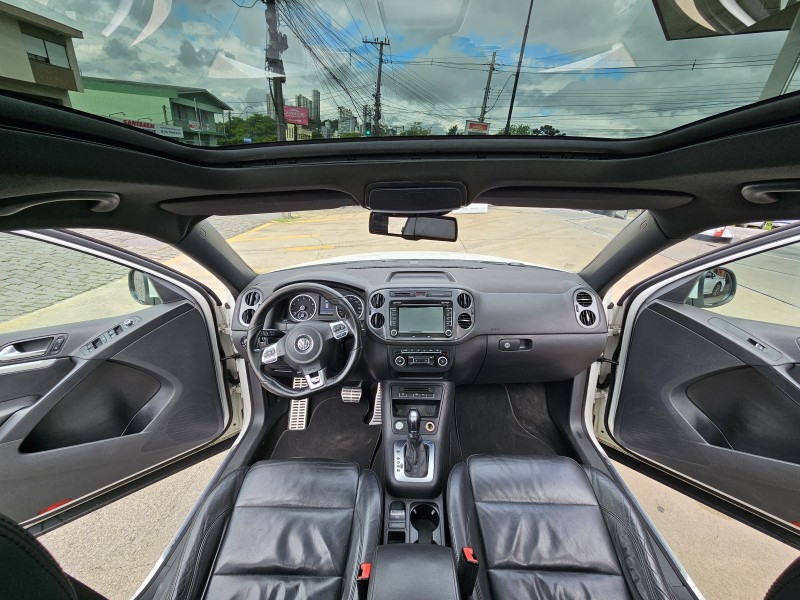 TIGUAN 2.0 TSI R-LINE 16V TURBO GASOLINA 4P TIPTRONIC - 2014 - CAXIAS DO SUL