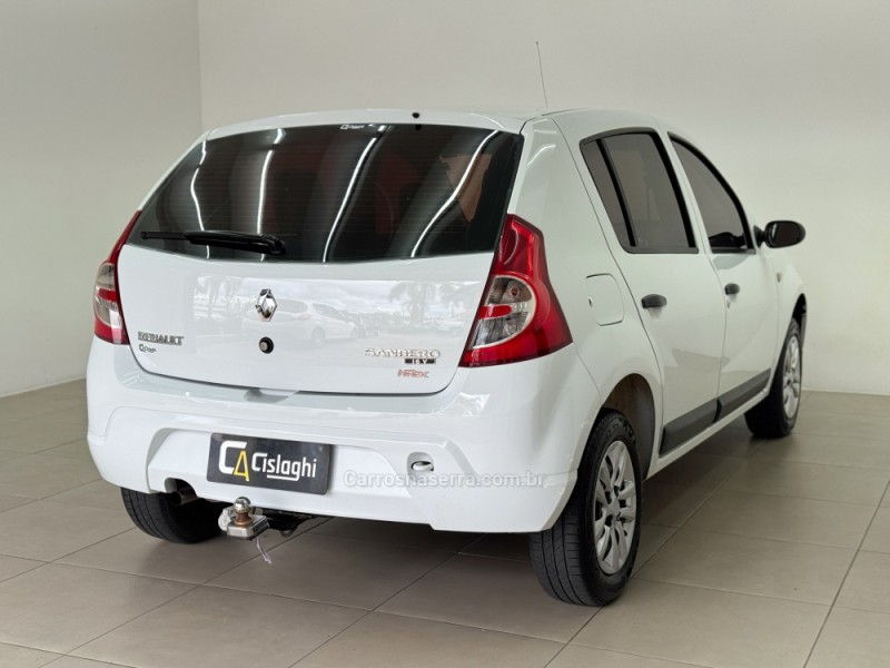 SANDERO 1.0 EXPRESSION 16V FLEX 4P MANUAL - 2009 - CARLOS BARBOSA