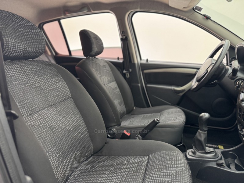 SANDERO 1.0 EXPRESSION 16V FLEX 4P MANUAL - 2009 - CARLOS BARBOSA