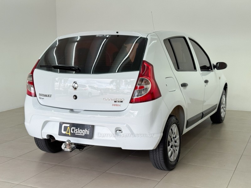 SANDERO 1.0 EXPRESSION 16V FLEX 4P MANUAL - 2009 - CARLOS BARBOSA