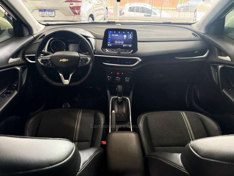 TRACKER 1.0 12V LTZ TURBO FLEX 4P AUTOMÁTICO - 2023 - VACARIA