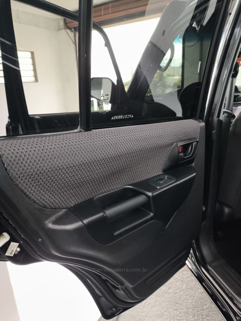 PAJERO TR4 2.0 4X4 16V FLEX 4P MANUAL - 2007 - CAXIAS DO SUL