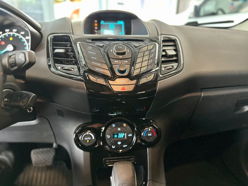 FIESTA 1.6 TITANIUM HATCH 16V FLEX 4P AUTOMÁTICO - 2014 - CAXIAS DO SUL