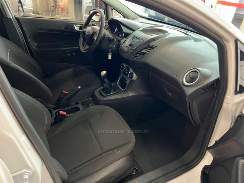 FIESTA 1.6 SE HATCH 16V FLEX 4P MANUAL - 2017 - CAXIAS DO SUL