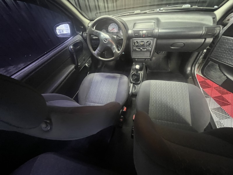 CORSA 1.0 MPF WIND 8V GASOLINA 2P MANUAL - 2001 - CAXIAS DO SUL
