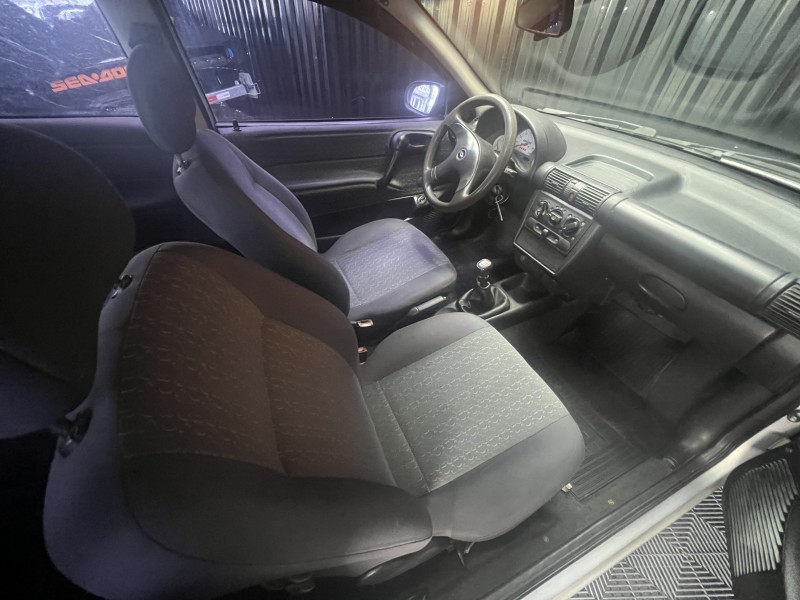 CORSA 1.0 MPF WIND 8V GASOLINA 2P MANUAL - 2001 - CAXIAS DO SUL