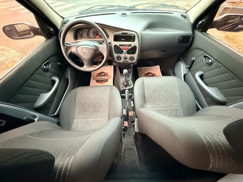 SIENA 1.0 MPI FIRE CELEBRATION 8V FLEX 4P MANUAL - 2011 - TRêS COROAS