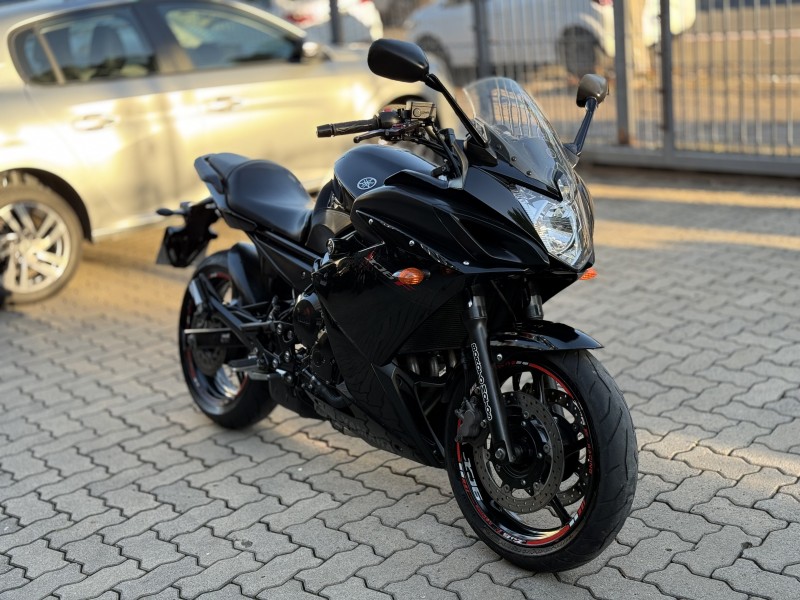 XJ6 F  - 2010 - BENTO GONçALVES