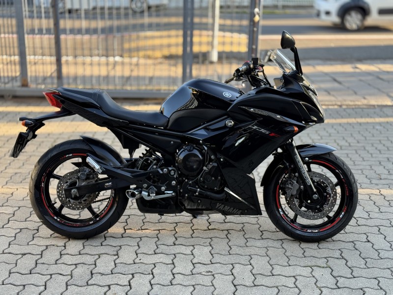 XJ6 F  - 2010 - BENTO GONçALVES