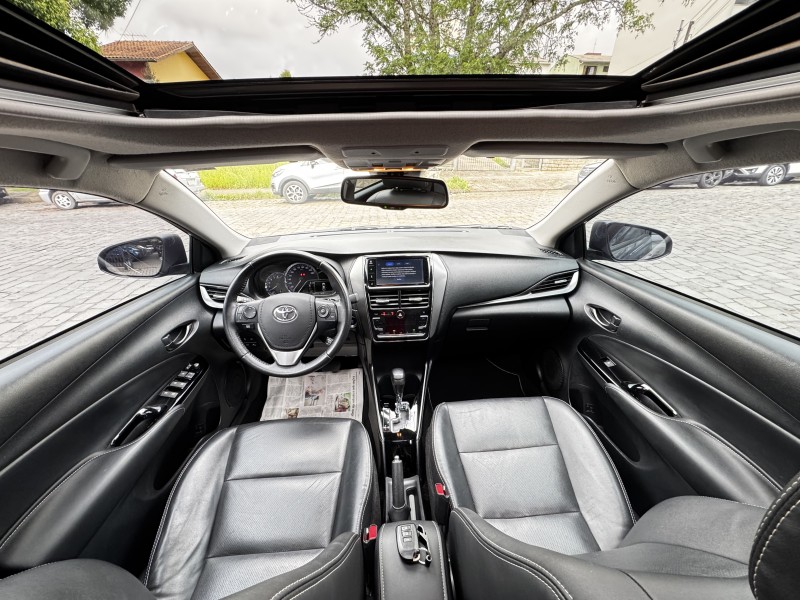 YARIS 1.5 XLS SEDAN 16V FLEX 4P AUTOMÁTICO - 2023 - CAXIAS DO SUL