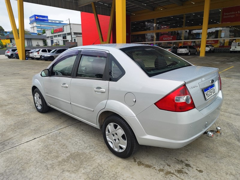 FIESTA 1.0 MPI CLASS HATCH 8V FLEX 4P MANUAL - 2010 - FARROUPILHA