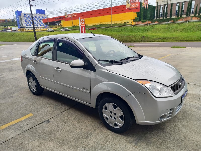 FIESTA 1.0 MPI CLASS HATCH 8V FLEX 4P MANUAL - 2010 - FARROUPILHA