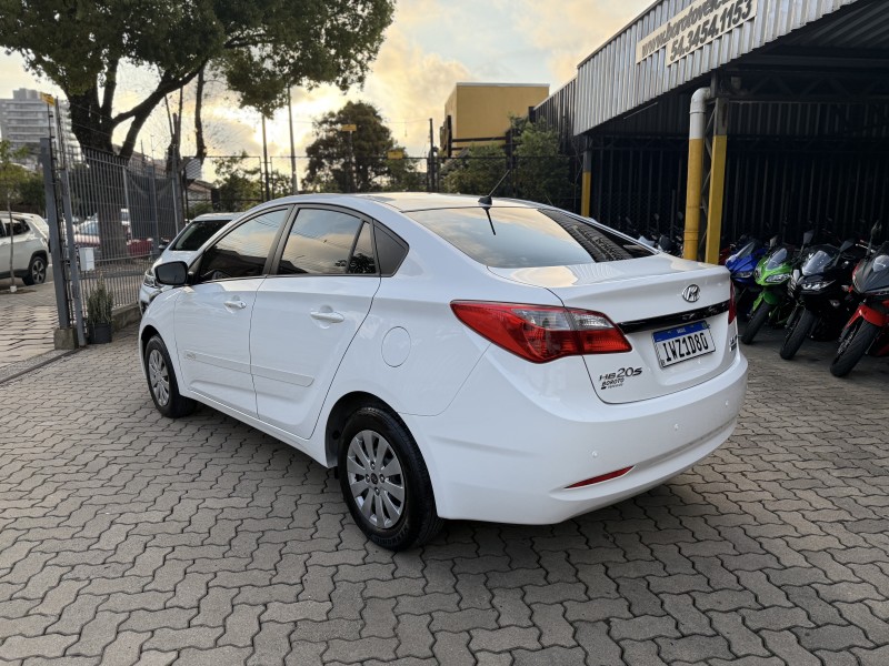 HB20S 1.6 COMFORT PLUS 16V FLEX 4P AUTOMÁTICO - 2015 - BENTO GONçALVES