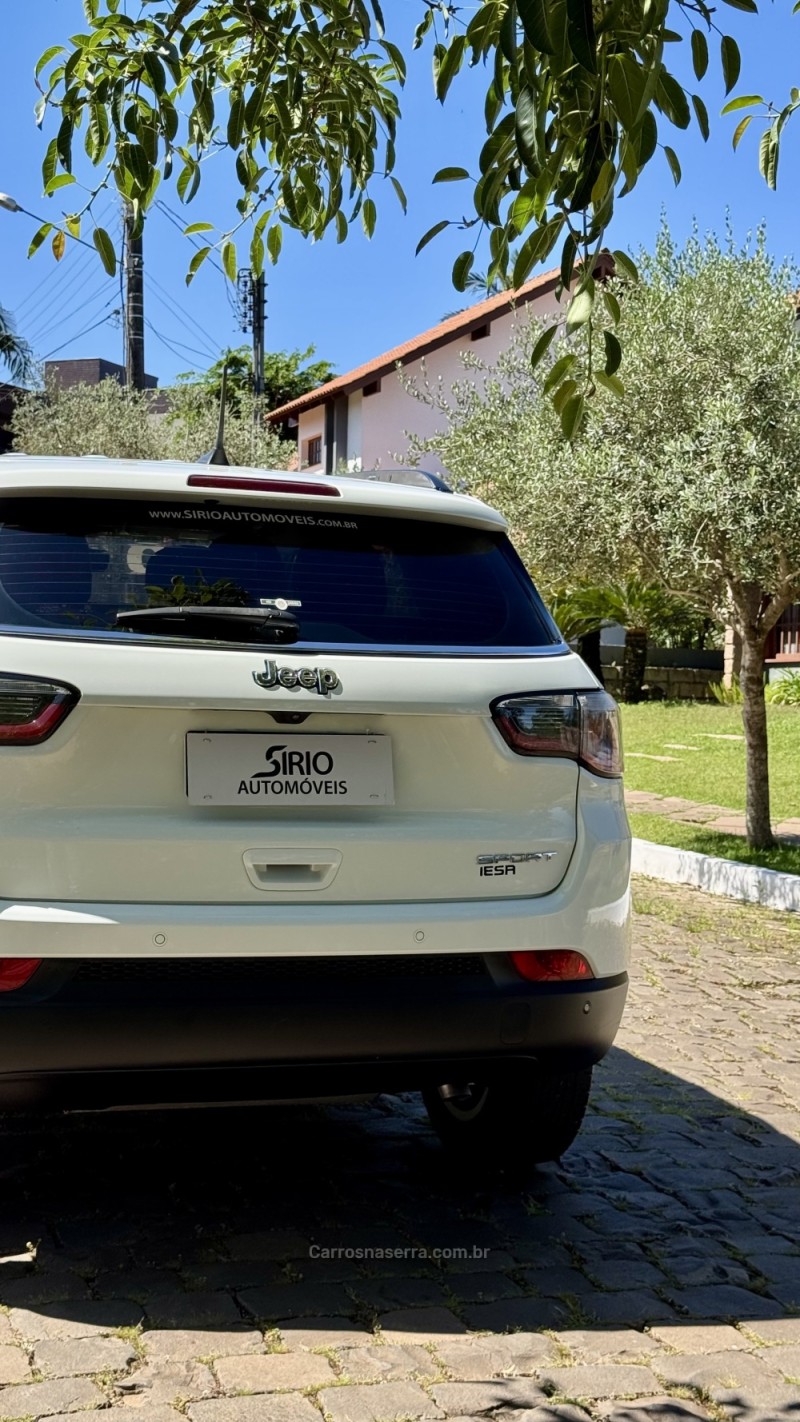 COMPASS 2.0 16V FLEX SPORT AUTOMÁTICO - 2020 - LAJEADO