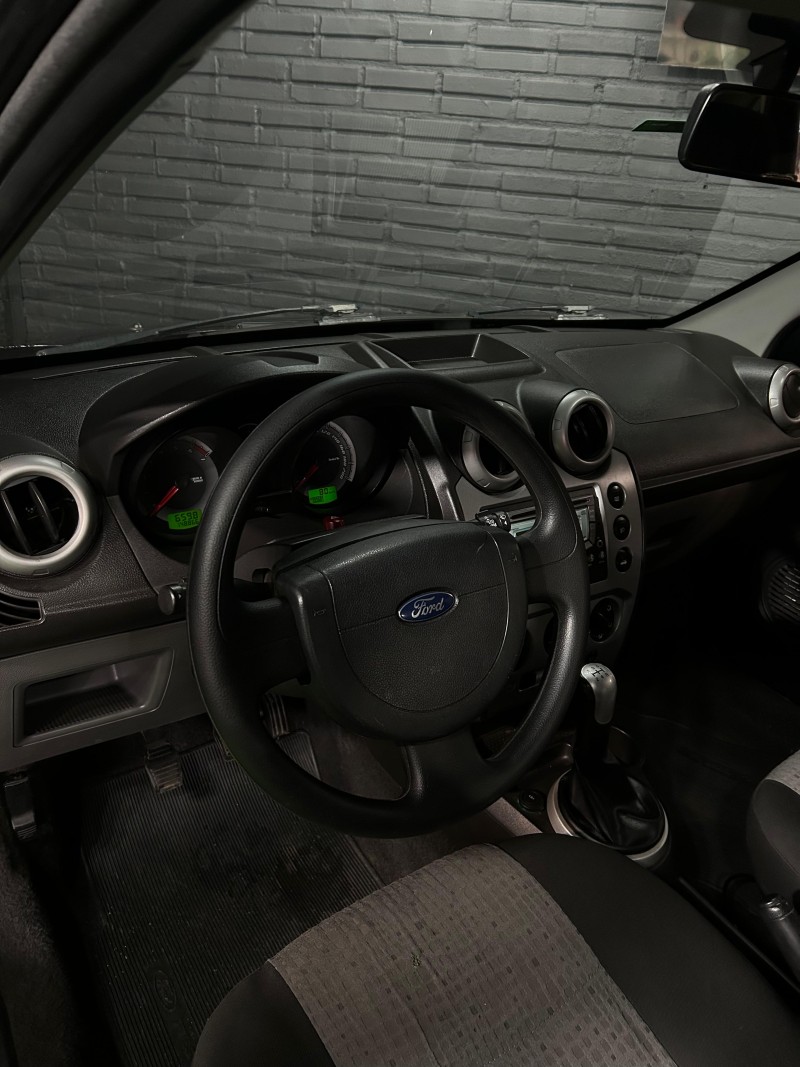 FIESTA 1.6 MPI CLASS SEDAN 8V FLEX 4P MANUAL - 2012 - FELIZ