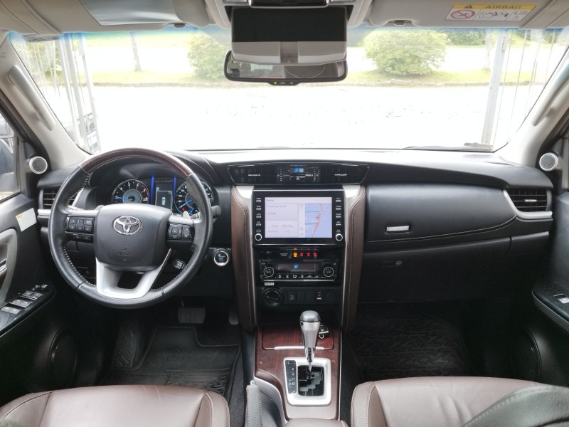 HILUX SW4 2.8 SRX 4X4 16V TURBO INTERCOOLER DIESEL 4P AUTOMÁTICO - 2020 - VERANóPOLIS