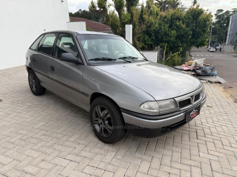 ASTRA 2.0 MPFI GLS 8V GASOLINA 4P MANUAL - 1995 - IVOTI