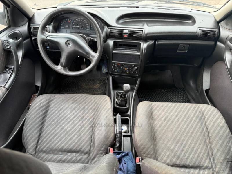 ASTRA 2.0 MPFI GLS 8V GASOLINA 4P MANUAL - 1995 - IVOTI