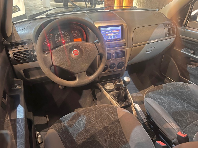 PALIO 1.4 EVO ATTRACTIVE BEST SELLER 8V FLEX 4P MANUAL - 2011 - NOVO HAMBURGO