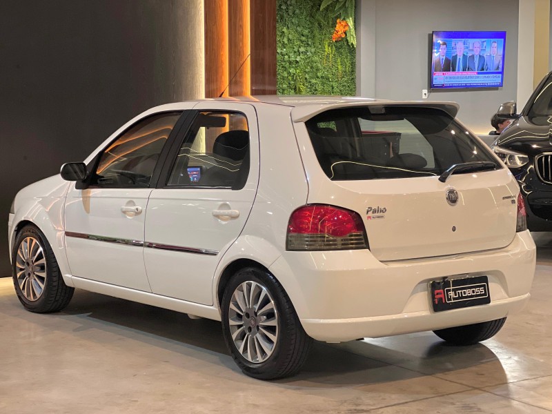 PALIO 1.4 EVO ATTRACTIVE BEST SELLER 8V FLEX 4P MANUAL - 2011 - NOVO HAMBURGO