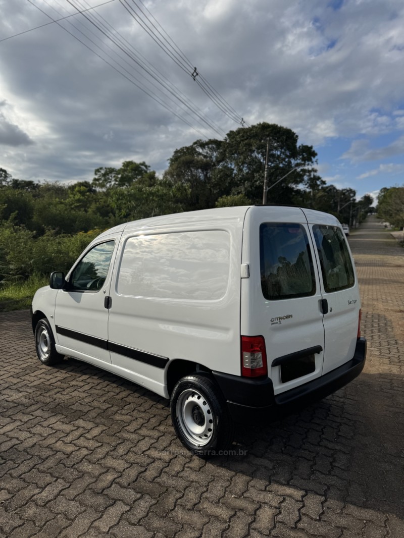 BERLINGO 1.6 BERLINGO FURGÃO 16V FLEX 4P MANUAL - 2019 - BENTO GONçALVES