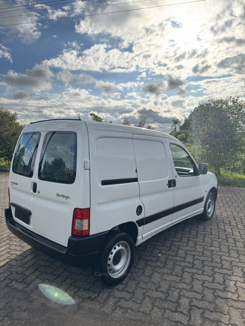 BERLINGO 1.6 BERLINGO FURGÃO 16V FLEX 4P MANUAL - 2019 - BENTO GONçALVES