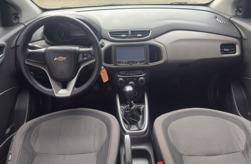 PRISMA 1.4 MPFI LT 8V FLEX 4P MANUAL - 2016 - CANELA