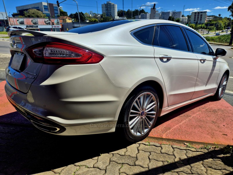 FUSION 2.0 TITANIUM PLUS AWD 16V GASOLINA 4P AUTOMÁTICO - 2016 - FARROUPILHA
