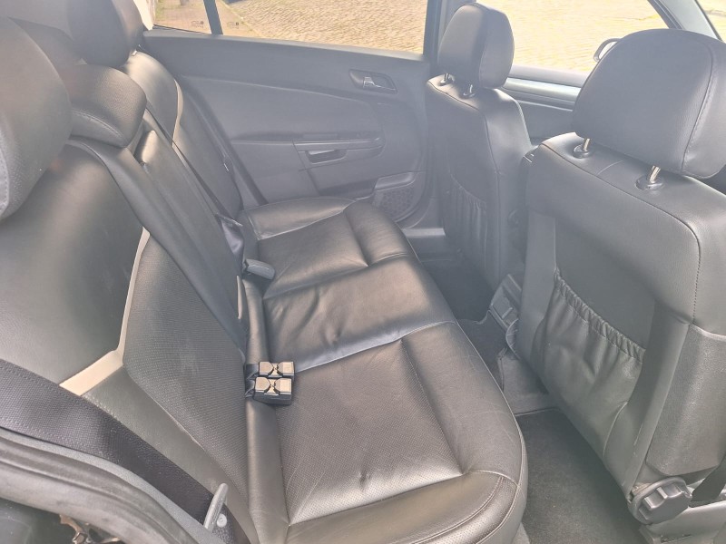 VECTRA 2.0 MPFI ELITE 8V FLEX 4P AUTOMÁTICO - 2010 - CAXIAS DO SUL