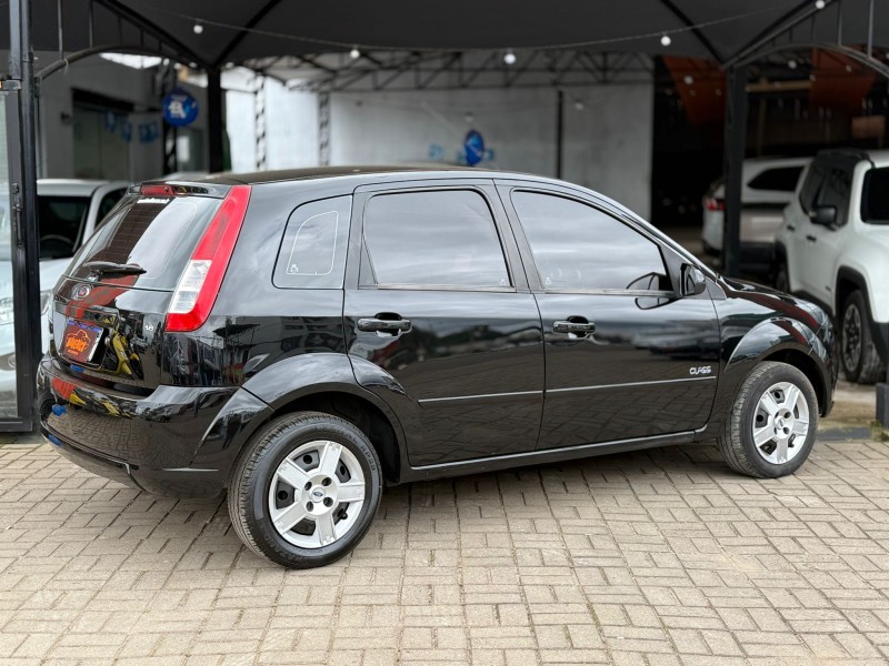 FIESTA 1.6 MPI CLASS 8V GASOLINA 4P MANUAL - 2009 - LAGOA VERMELHA