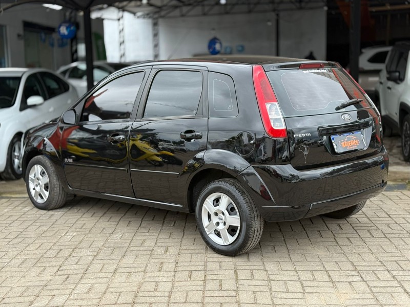 FIESTA 1.6 MPI CLASS 8V GASOLINA 4P MANUAL - 2009 - LAGOA VERMELHA