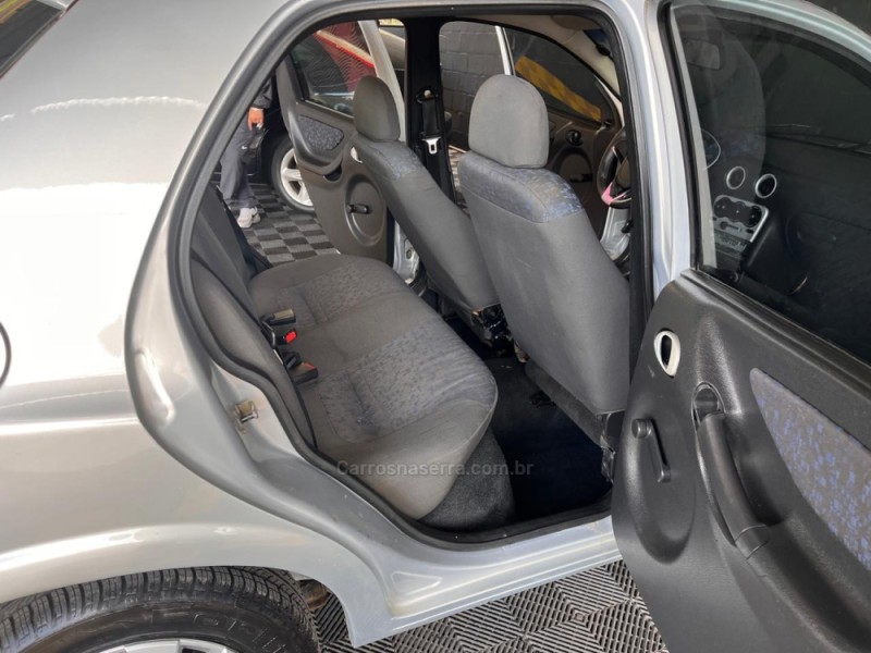 CELTA 1.0 MPFI SUPER 8V FLEX 4P MANUAL - 2004 - CAXIAS DO SUL