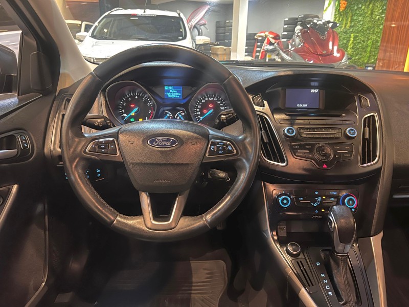 FOCUS 2.0 SE SEDAN 16V FLEX 4P AUTOMÁTICO - 2018 - NOVO HAMBURGO