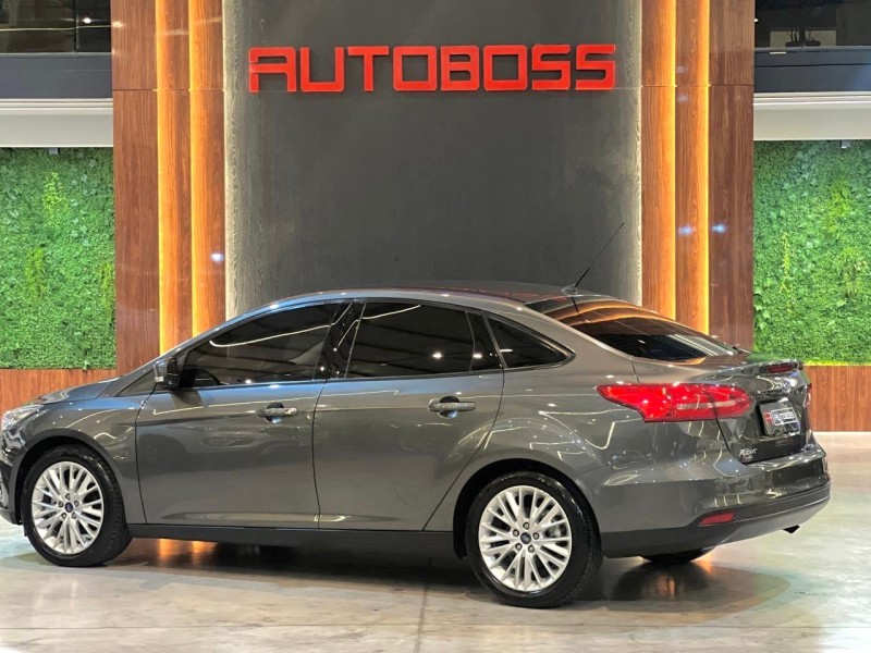 FOCUS 2.0 SE SEDAN 16V FLEX 4P AUTOMÁTICO - 2018 - NOVO HAMBURGO