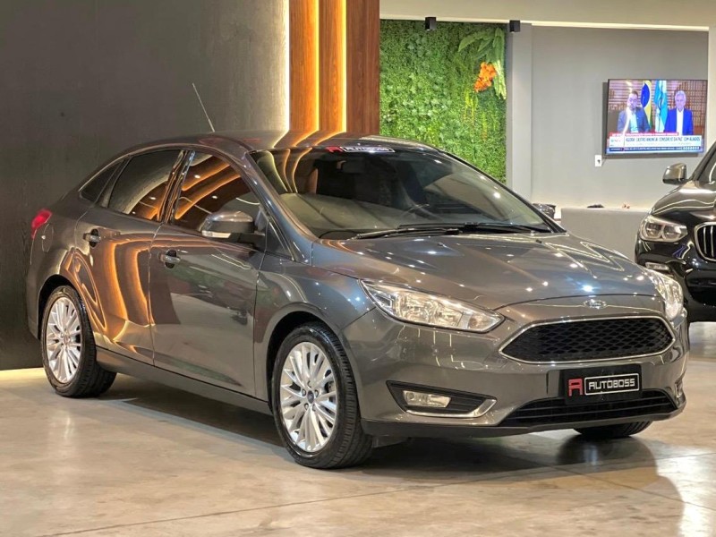 FOCUS 2.0 SE SEDAN 16V FLEX 4P AUTOMÁTICO - 2018 - NOVO HAMBURGO