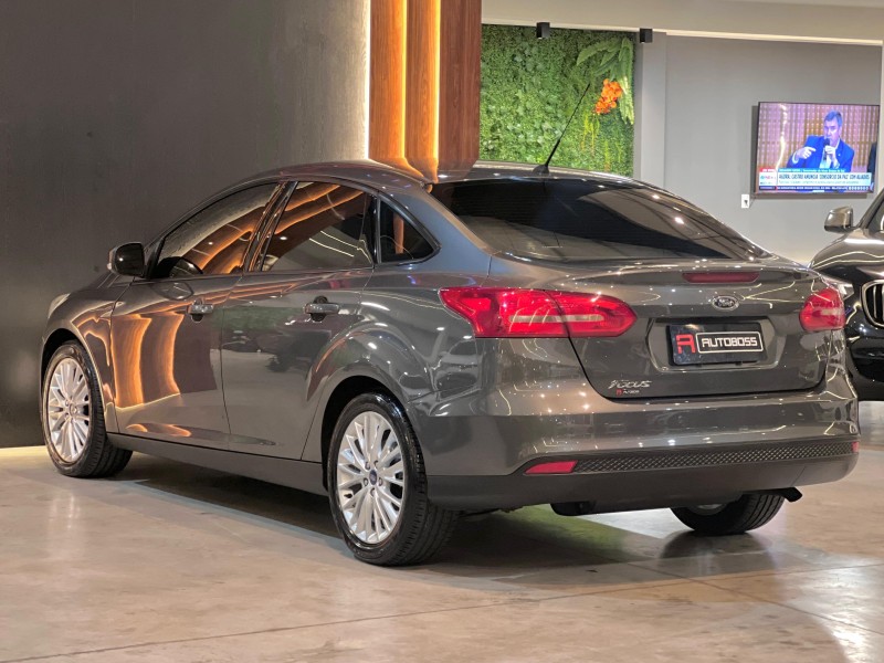 FOCUS 2.0 SE SEDAN 16V FLEX 4P AUTOMÁTICO - 2018 - NOVO HAMBURGO