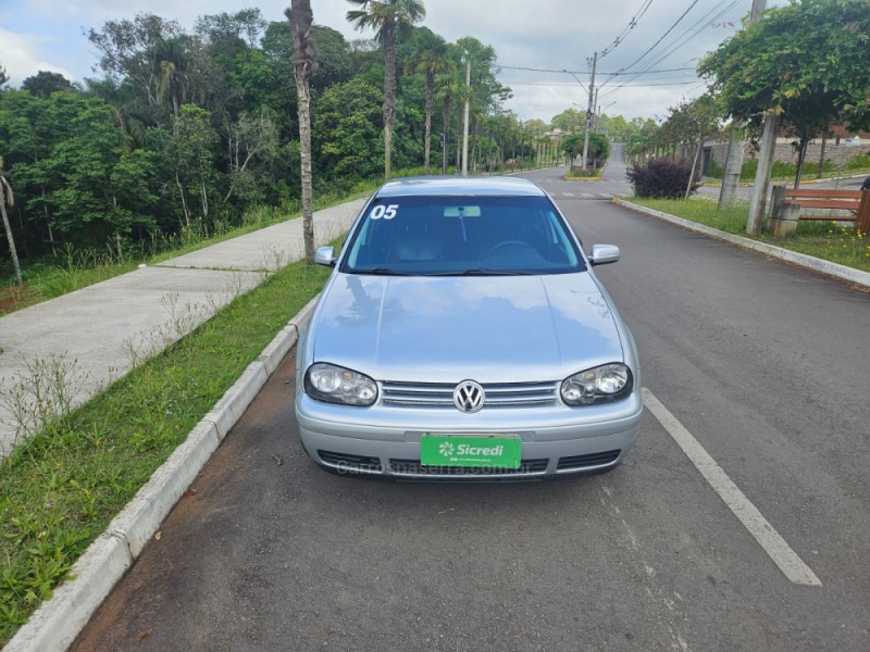 GOLF 1.6 MI BLACK & SILVER 8V GASOLINA 4P MANUAL - 2005 - VERANóPOLIS