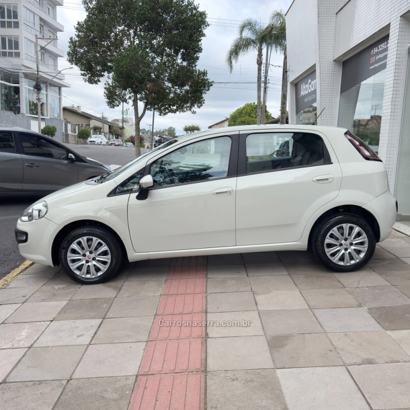 PUNTO 1.4 ATTRACTIVE 8V FLEX 4P MANUAL - 2013 - FLORES DA CUNHA