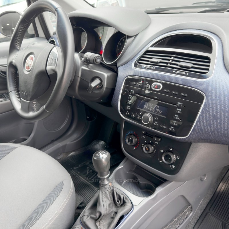 PUNTO 1.4 ATTRACTIVE 8V FLEX 4P MANUAL - 2013 - FLORES DA CUNHA