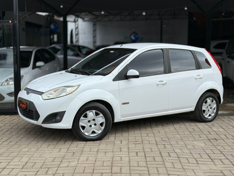 fiesta 1.6 mpi class hatch 8v flex 4p manual 2013 lagoa vermelha