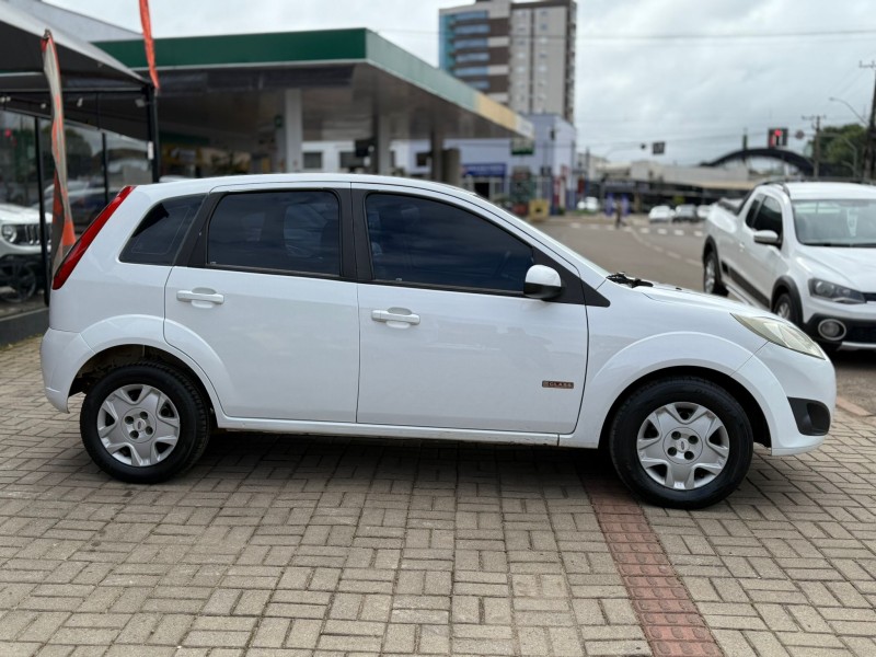 FIESTA 1.6 MPI CLASS HATCH 8V FLEX 4P MANUAL - 2013 - LAGOA VERMELHA