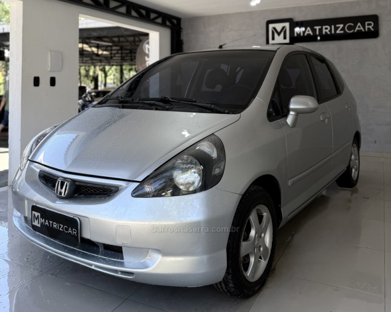 FIT 1.4 LXL 16V FLEX 4P MANUAL - 2005 - CANELA