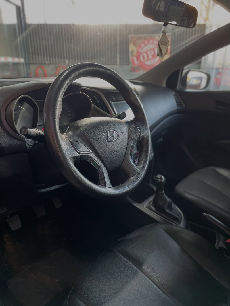 HB20 1.0 COMFORT PLUS 12V FLEX 4P MANUAL - 2017 - PORTãO