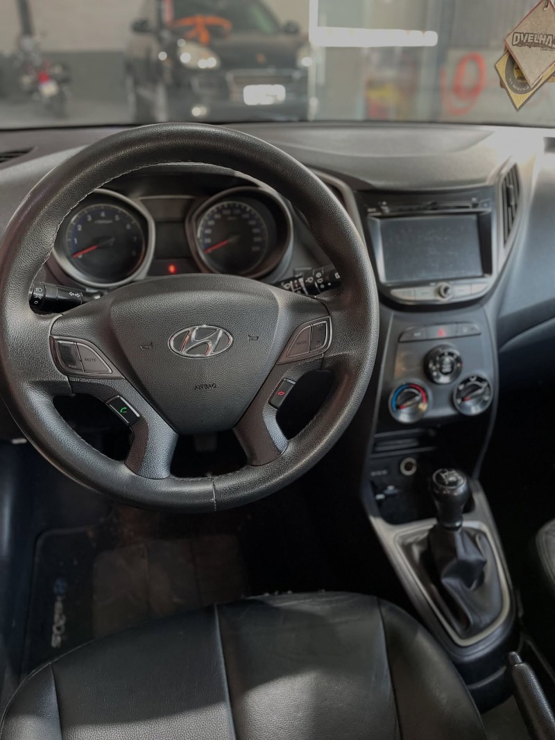 HB20 1.0 COMFORT PLUS 12V FLEX 4P MANUAL - 2017 - PORTãO